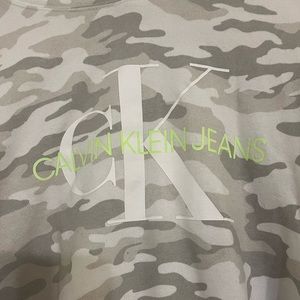 Calvin Klein Sweatshirt Size L